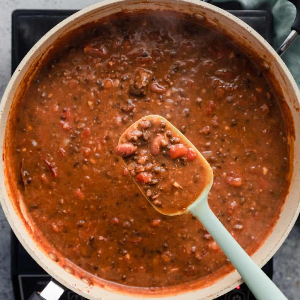 texture of vegan dal makhani after simmering for 45 minutes